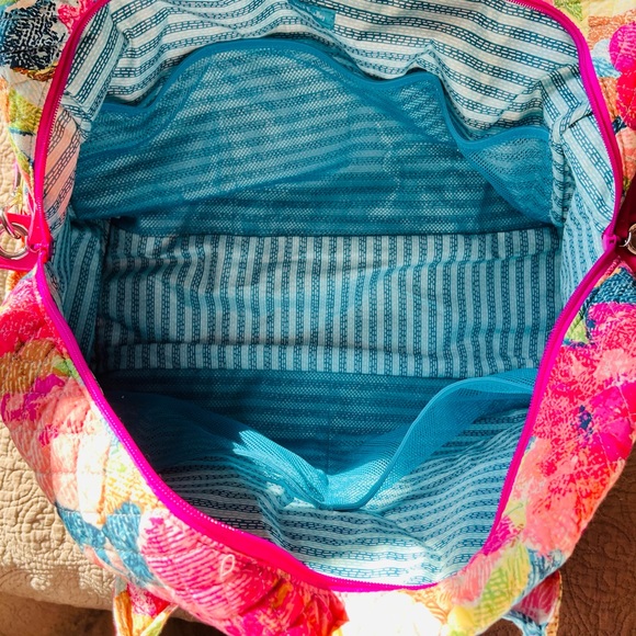 Iconic weekender travel bag - Picture 2 of 3